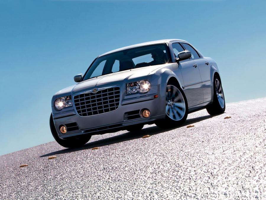  Chrysler 300C SRT8 2004 года  (EU) (фото 6 из 47)